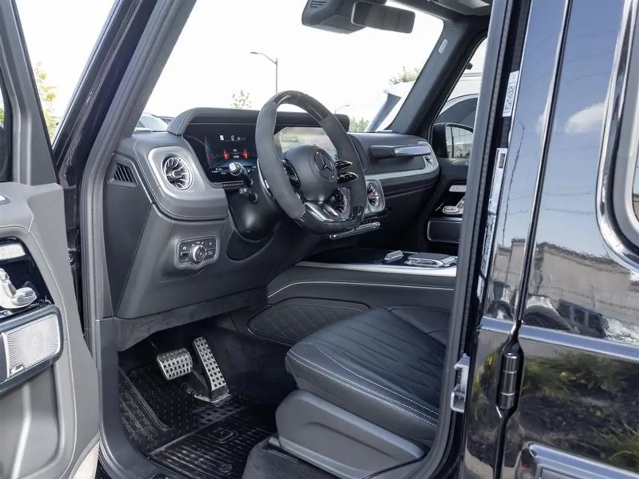 Mercedes-Benz G-Class - Image 19