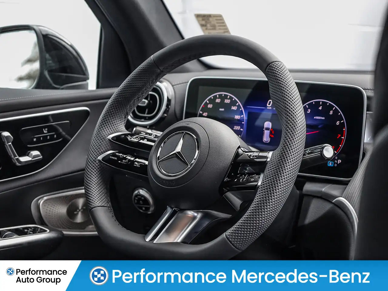 Mercedes-Benz GLC - Image 17