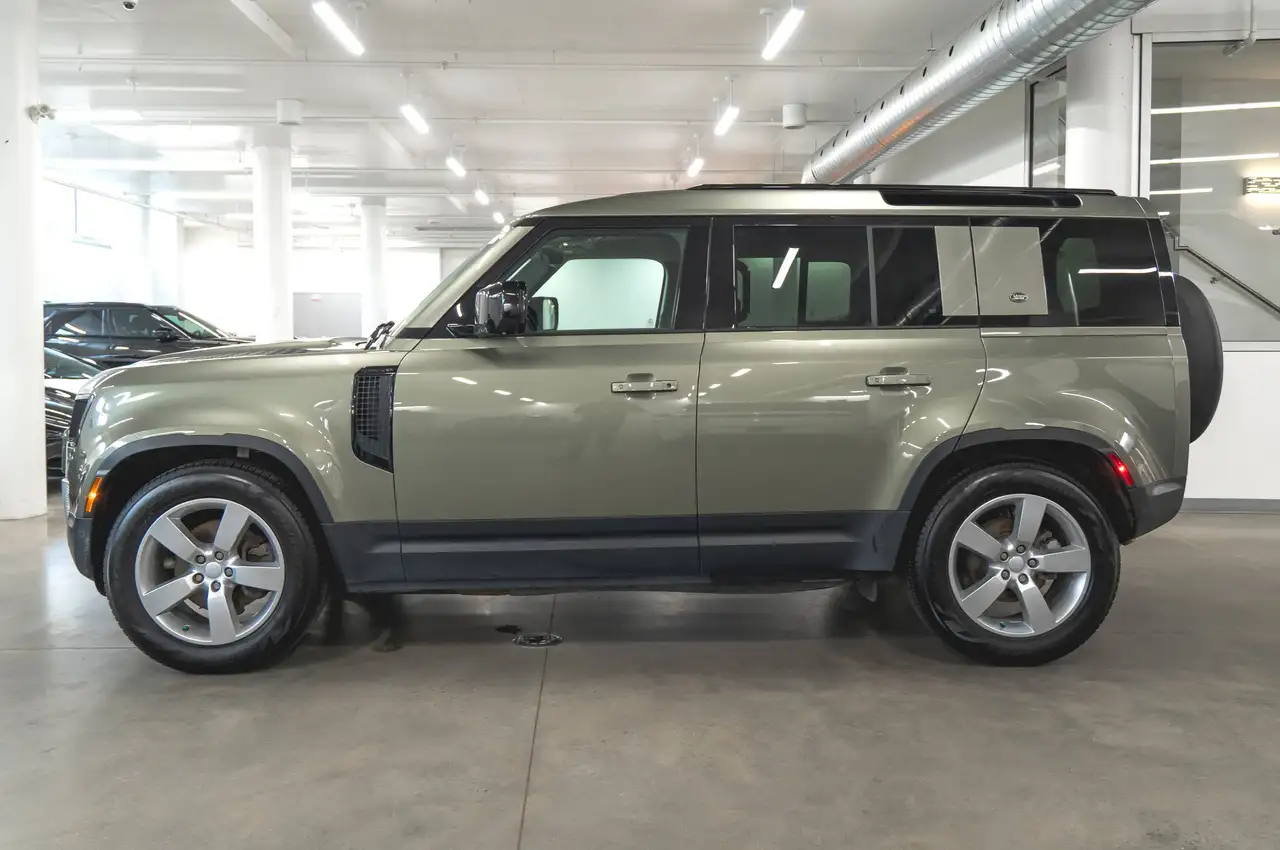 Land Rover Defender - Image 6
