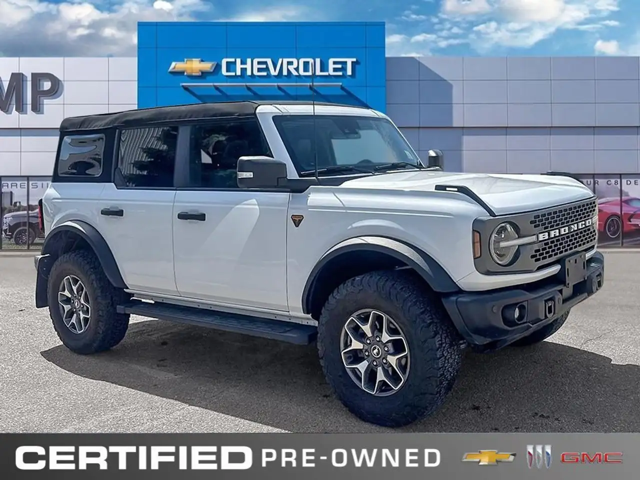 Ford Bronco - Image 9