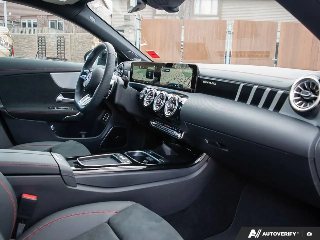 Mercedes-Benz CLA - Image 23