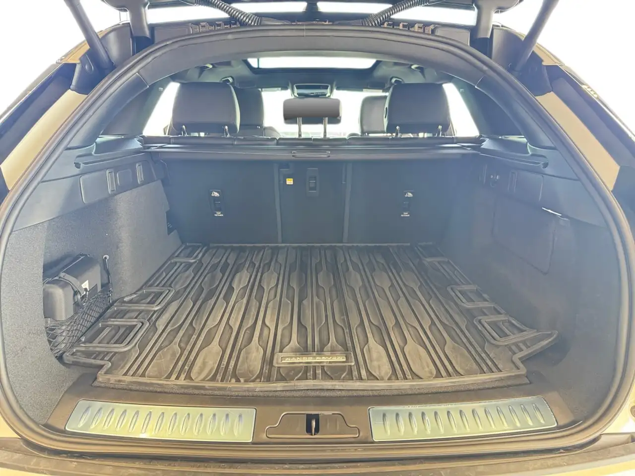 Land Rover Range Rover Velar - Image 21