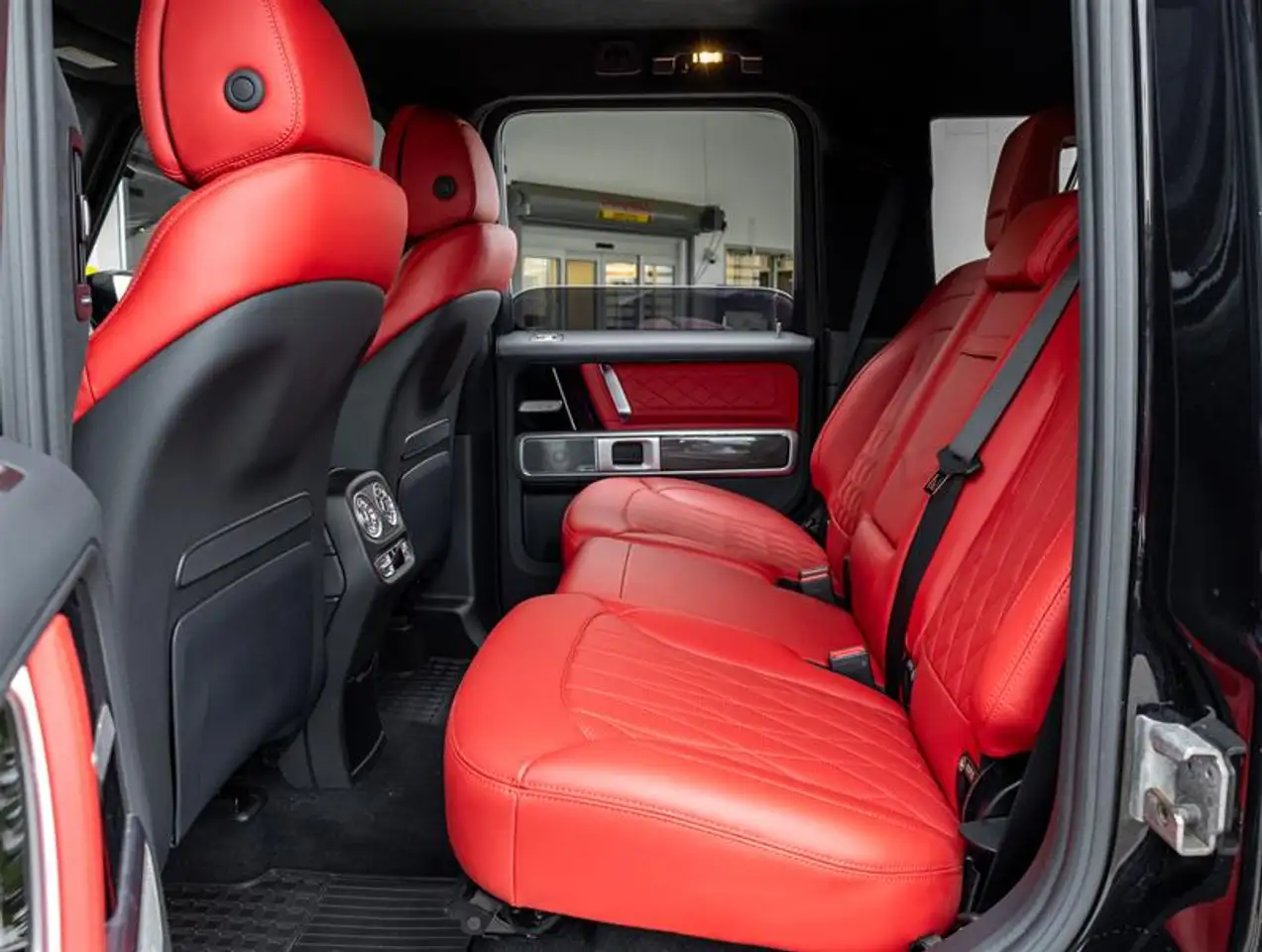 Mercedes-Benz G-Class - Image 37