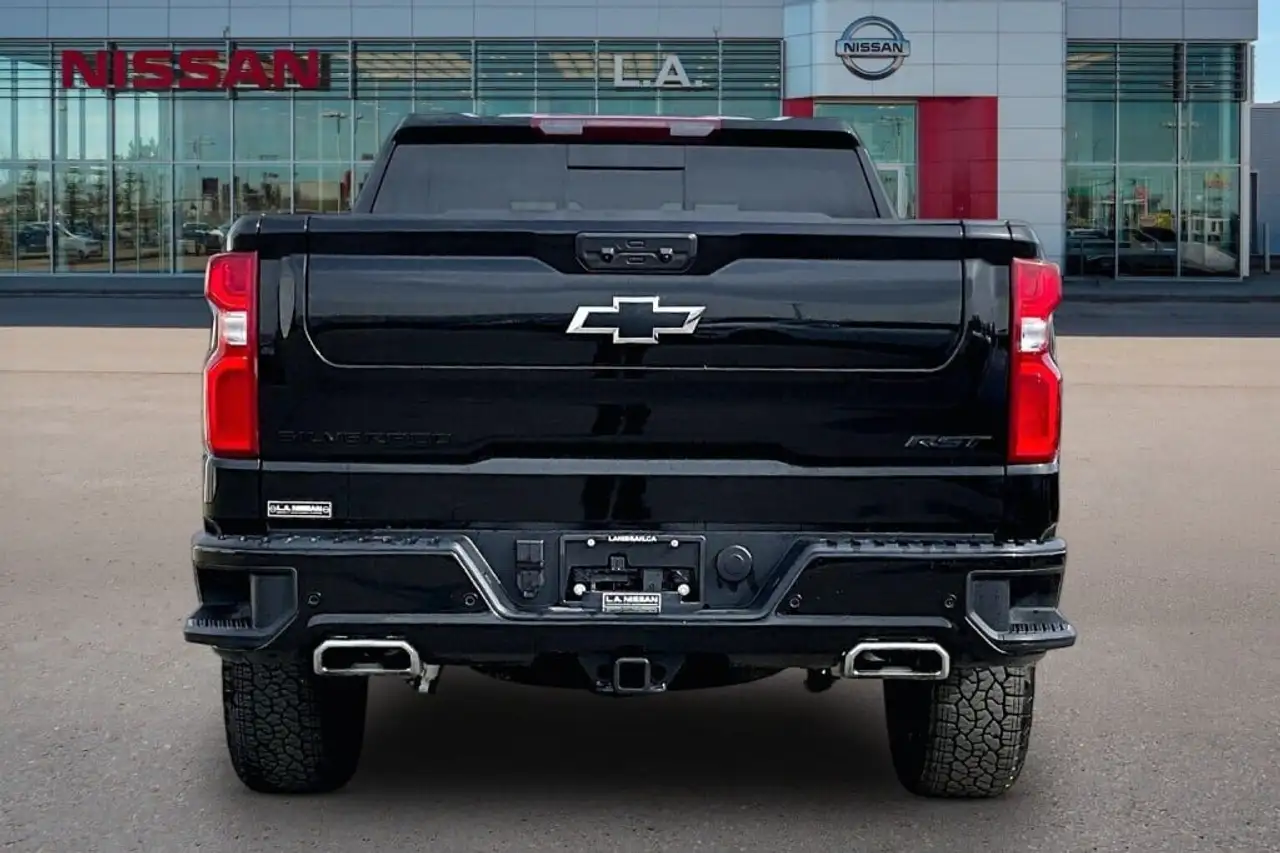 Chevrolet Silverado 1500 - Image 4