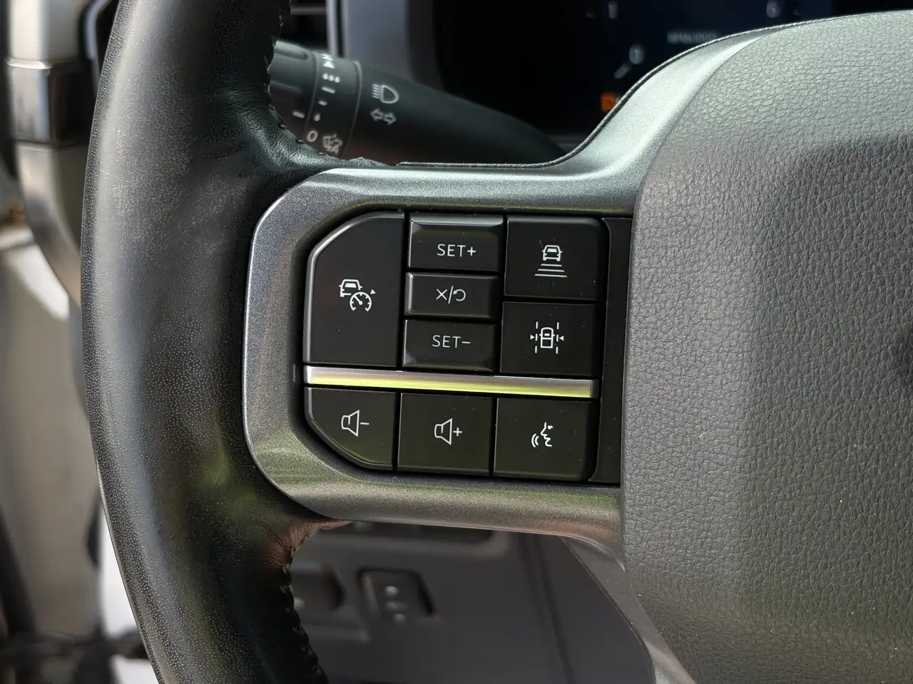 Ford F-150 - Image 21