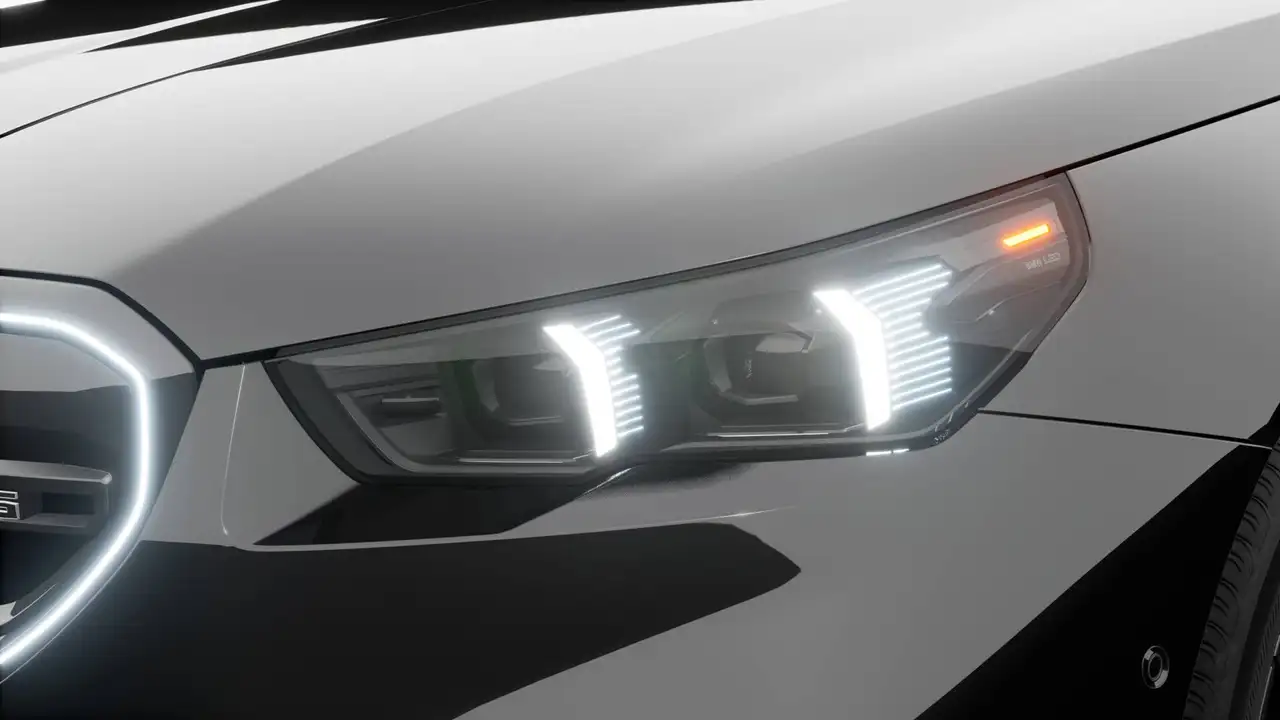 BMW M5 - Image 6