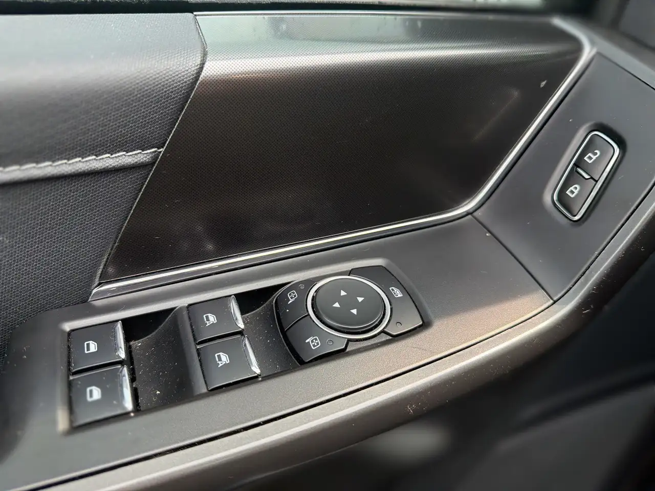 Ford F-150 - Image 13