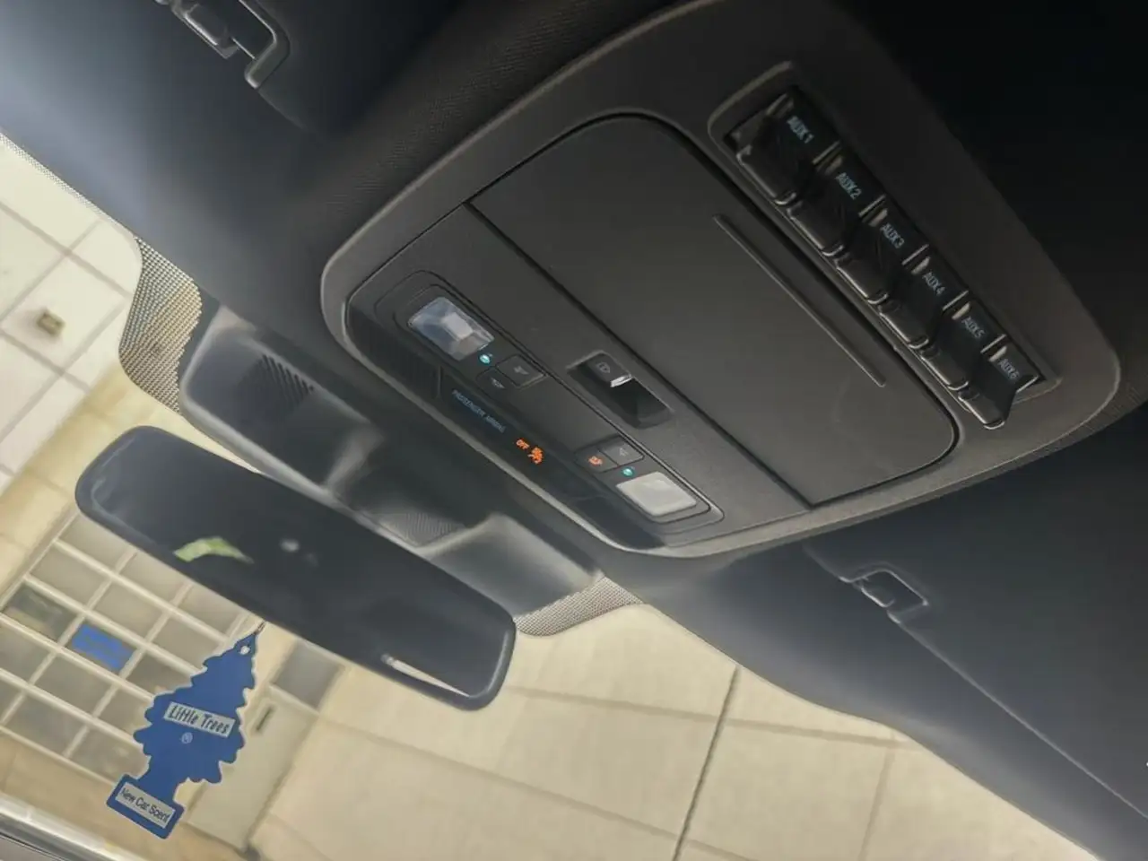 Ford F-150 - Image 22
