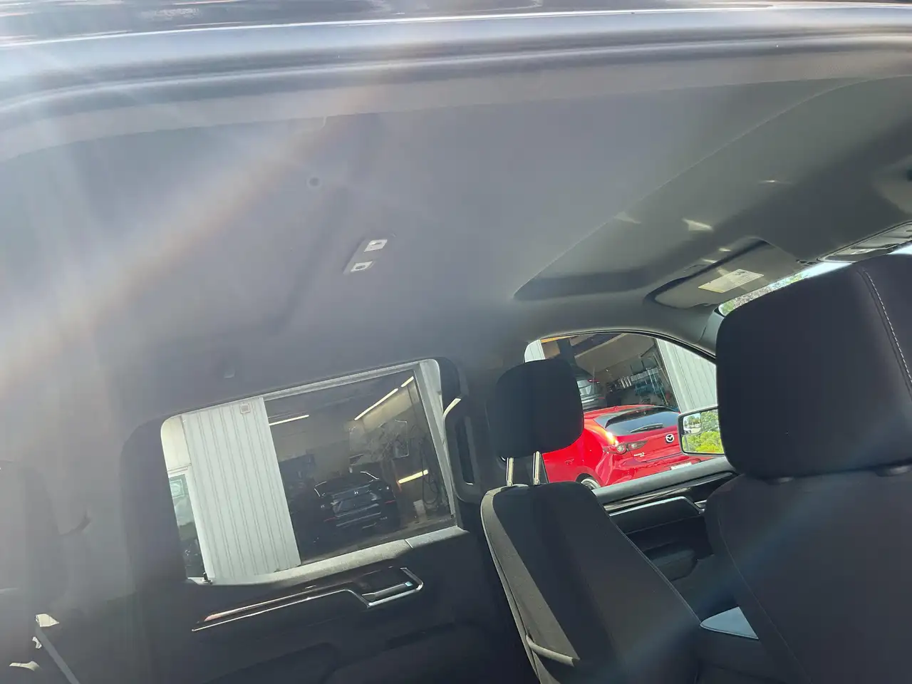 Chevrolet Silverado 1500 - Image 29