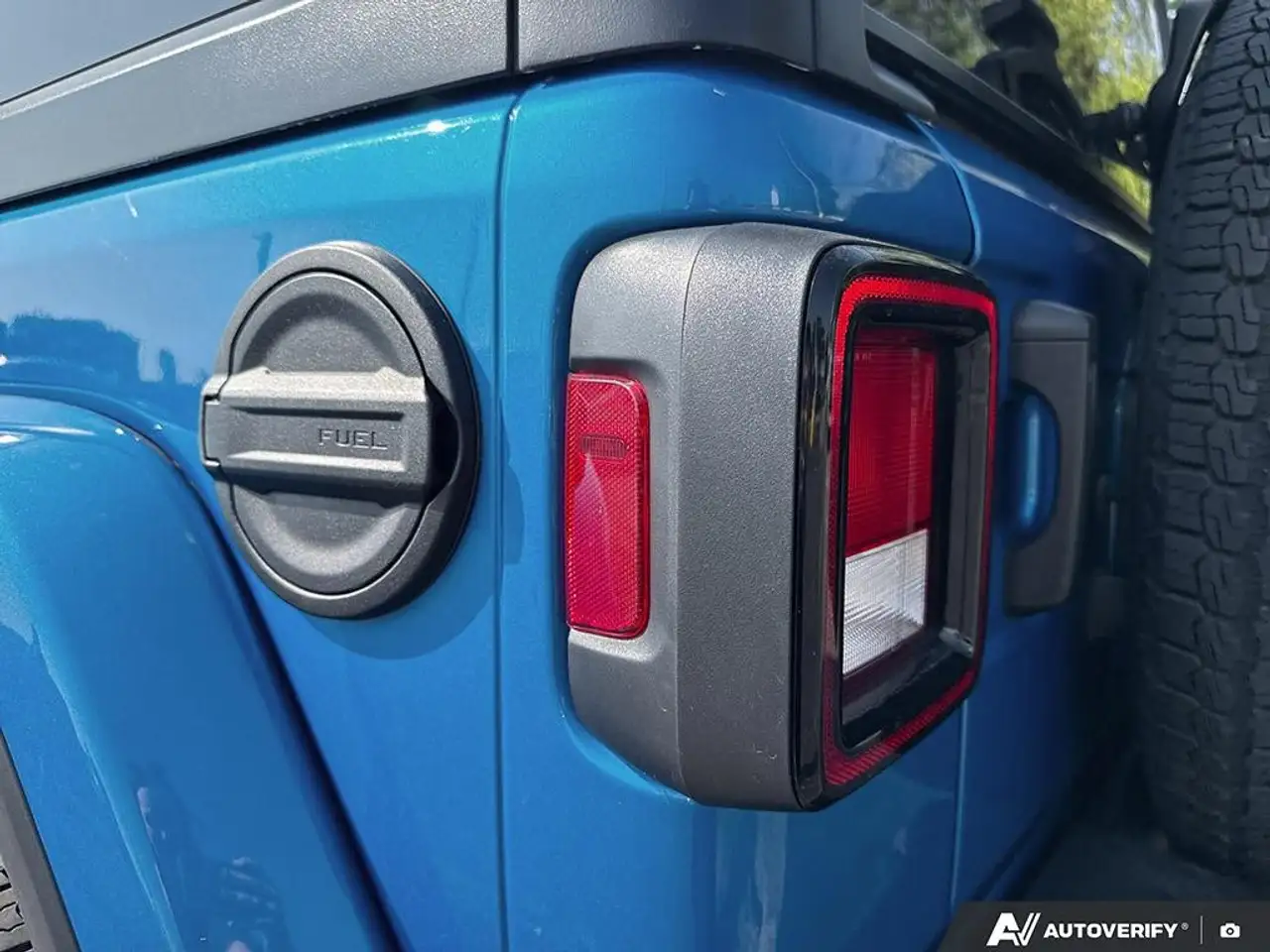 Jeep Wrangler - Image 12