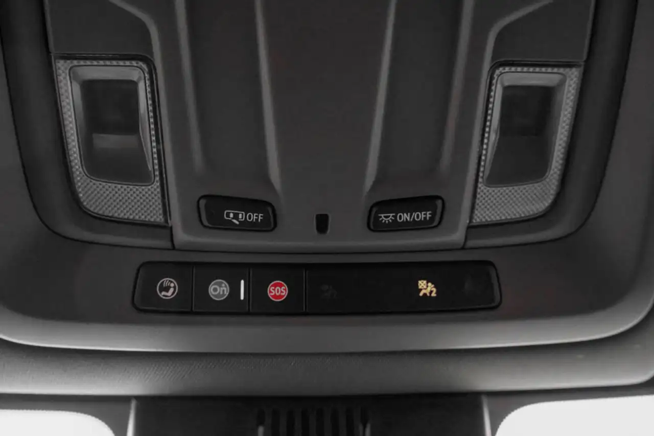 Chevrolet Silverado 1500 - Image 29