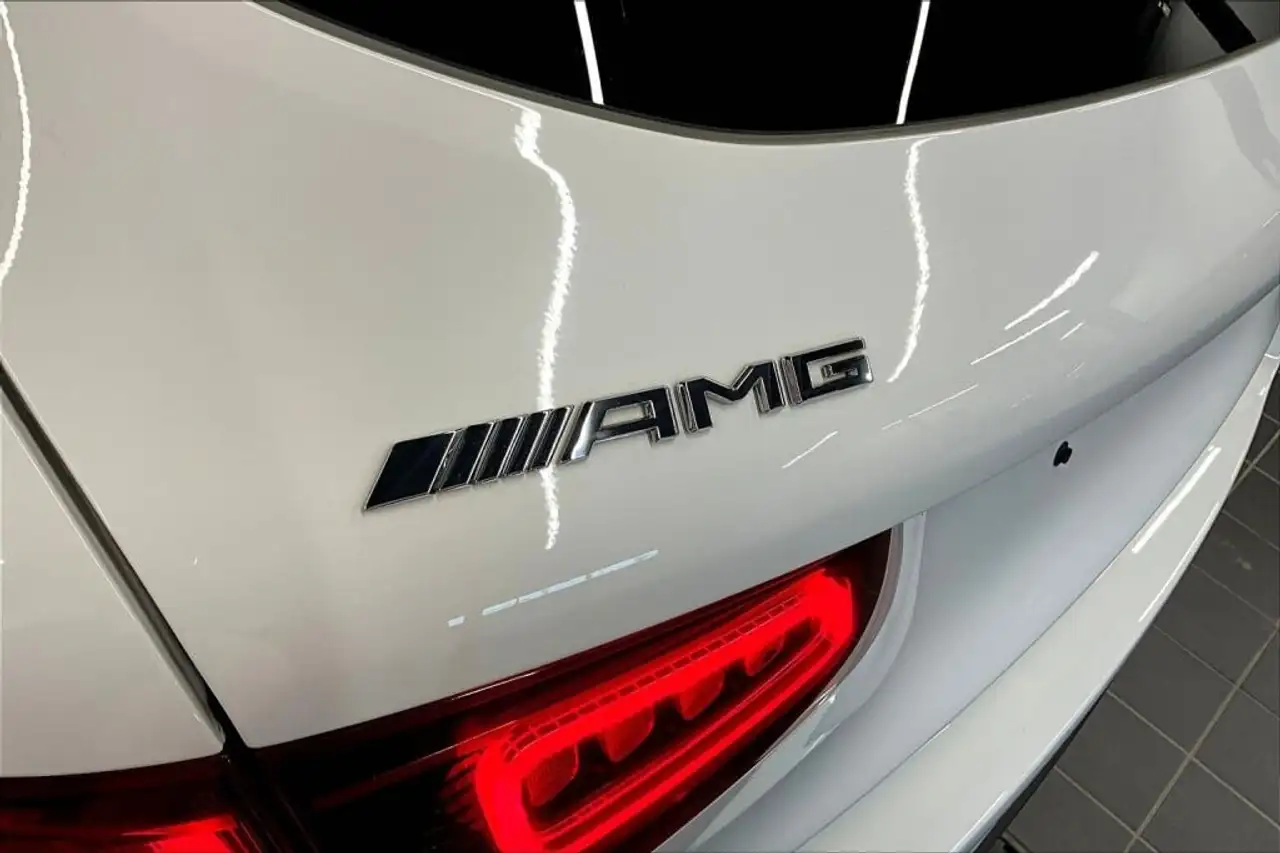 Mercedes-Benz GLC - Image 25