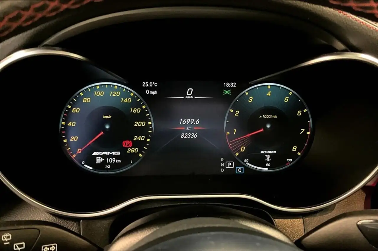 Mercedes-Benz GLC - Image 15