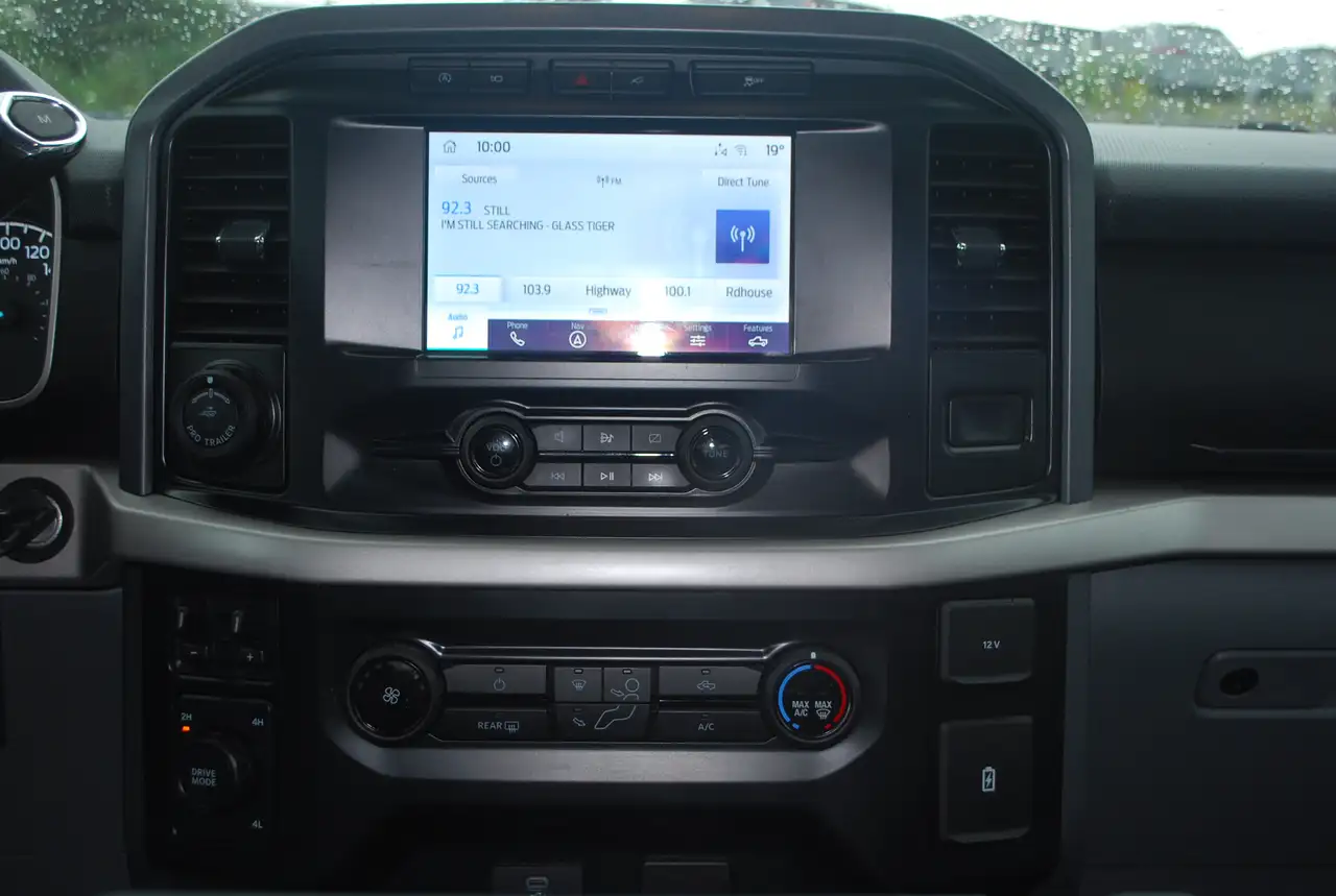Ford F-150 - Image 20