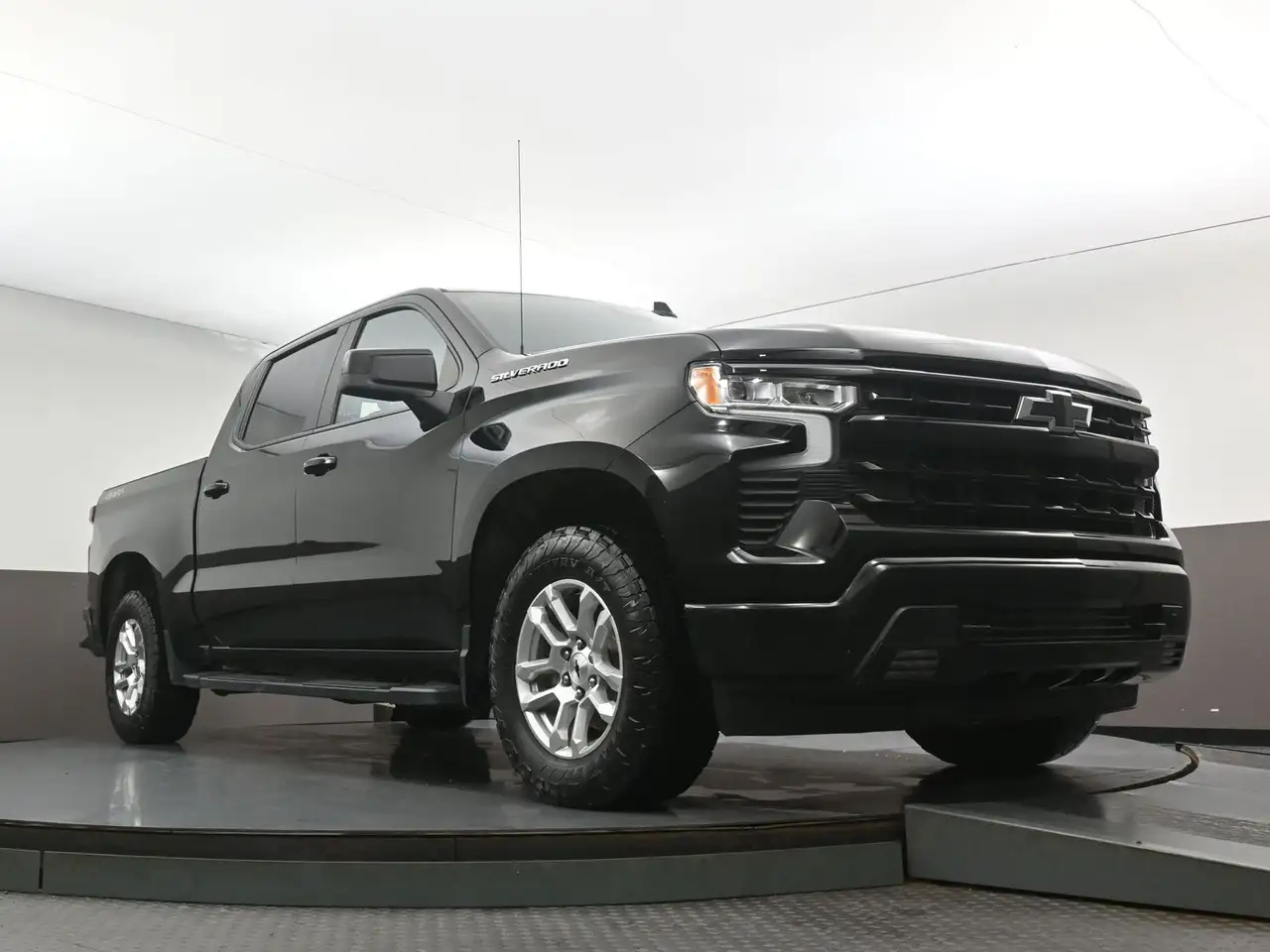 Chevrolet Silverado 1500 - Image 39