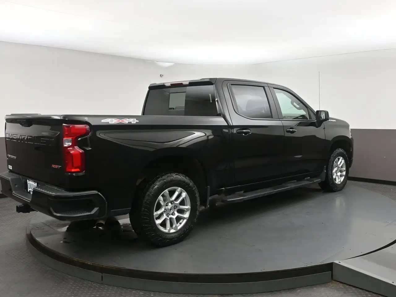Chevrolet Silverado 1500 - Image 37