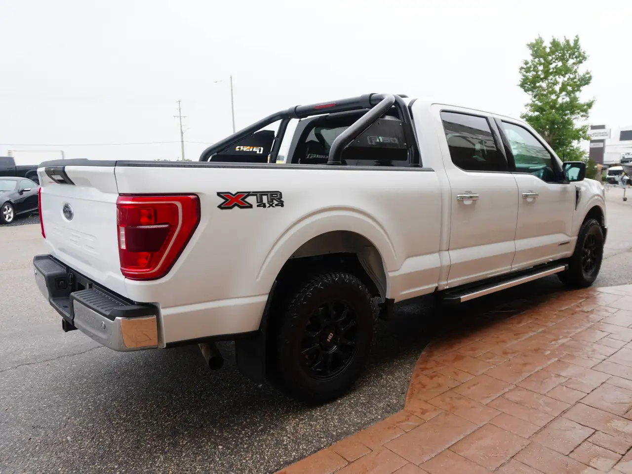 Ford F-150 - Image 8