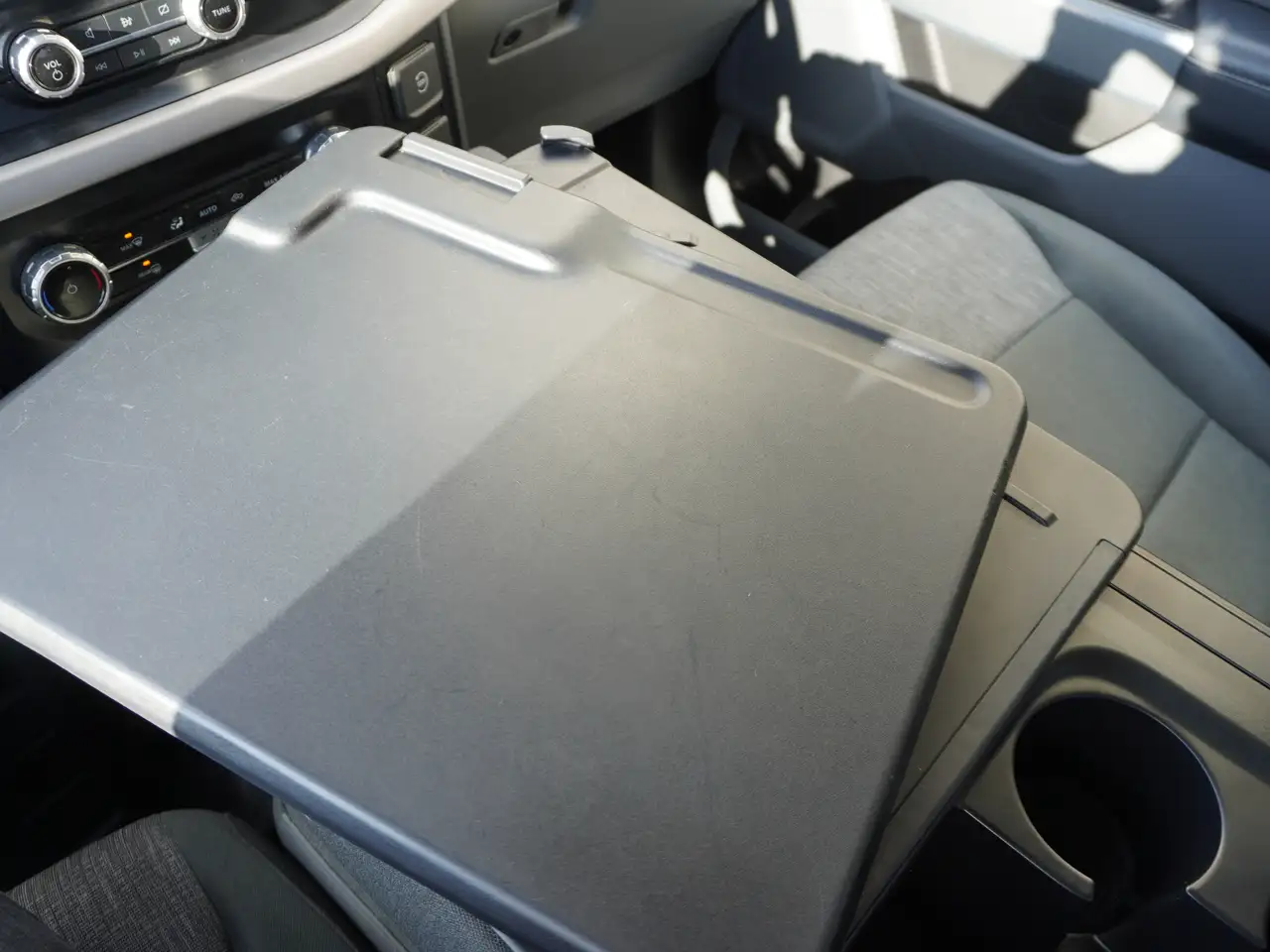 Ford F-150 - Image 29