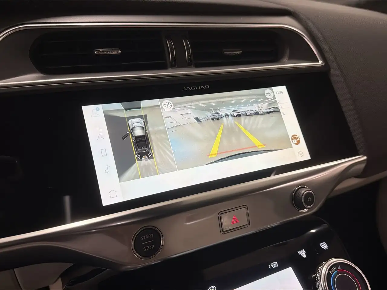 Jaguar I-Pace - Image 18