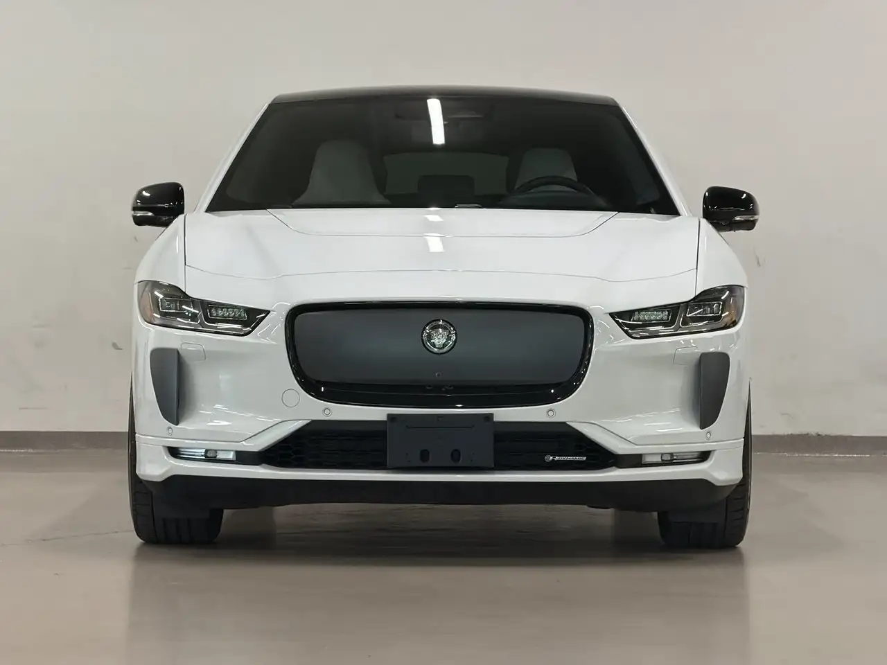 Jaguar I-Pace - Image 3