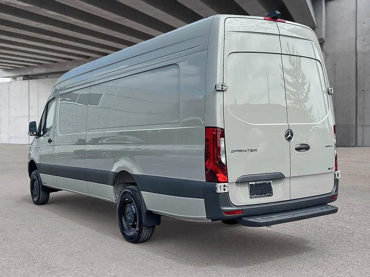 Mercedes-Benz Sprinter - Image 3