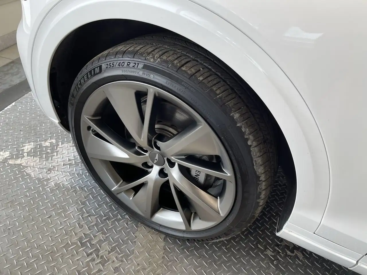 Genesis GV70 - Image 18
