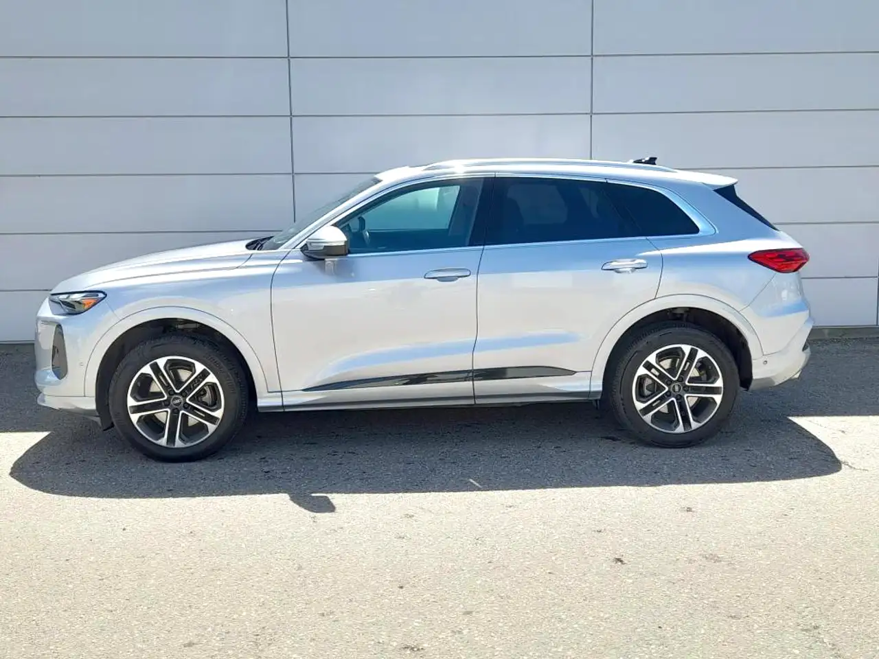 Audi Q5 - Image 10