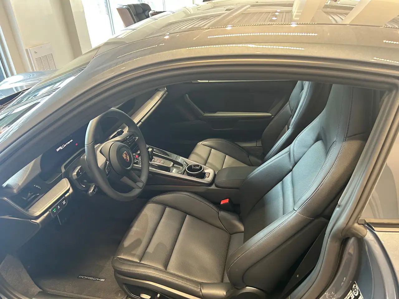 Porsche 911 - Image 5