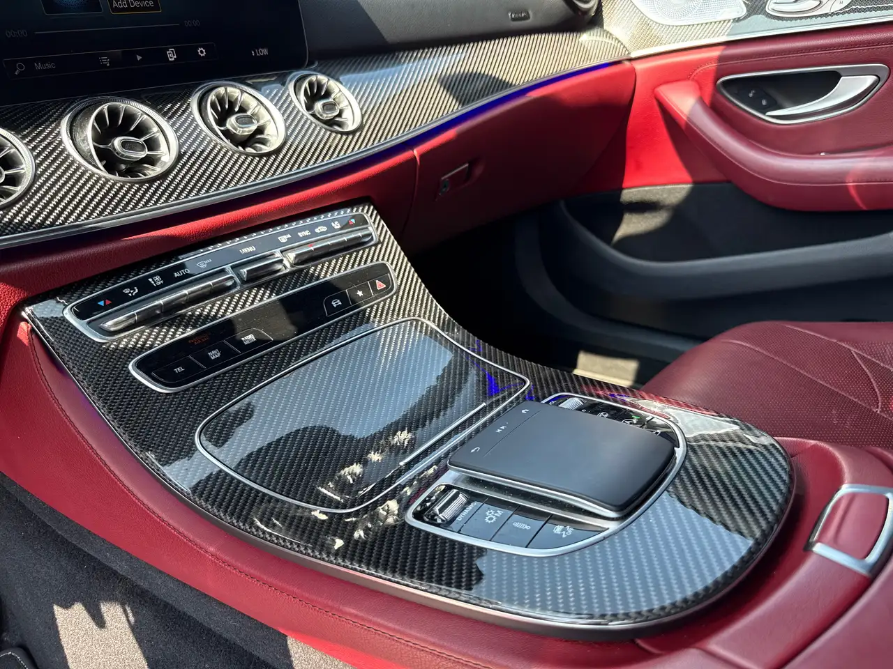 Mercedes-Benz CLS - Image 14