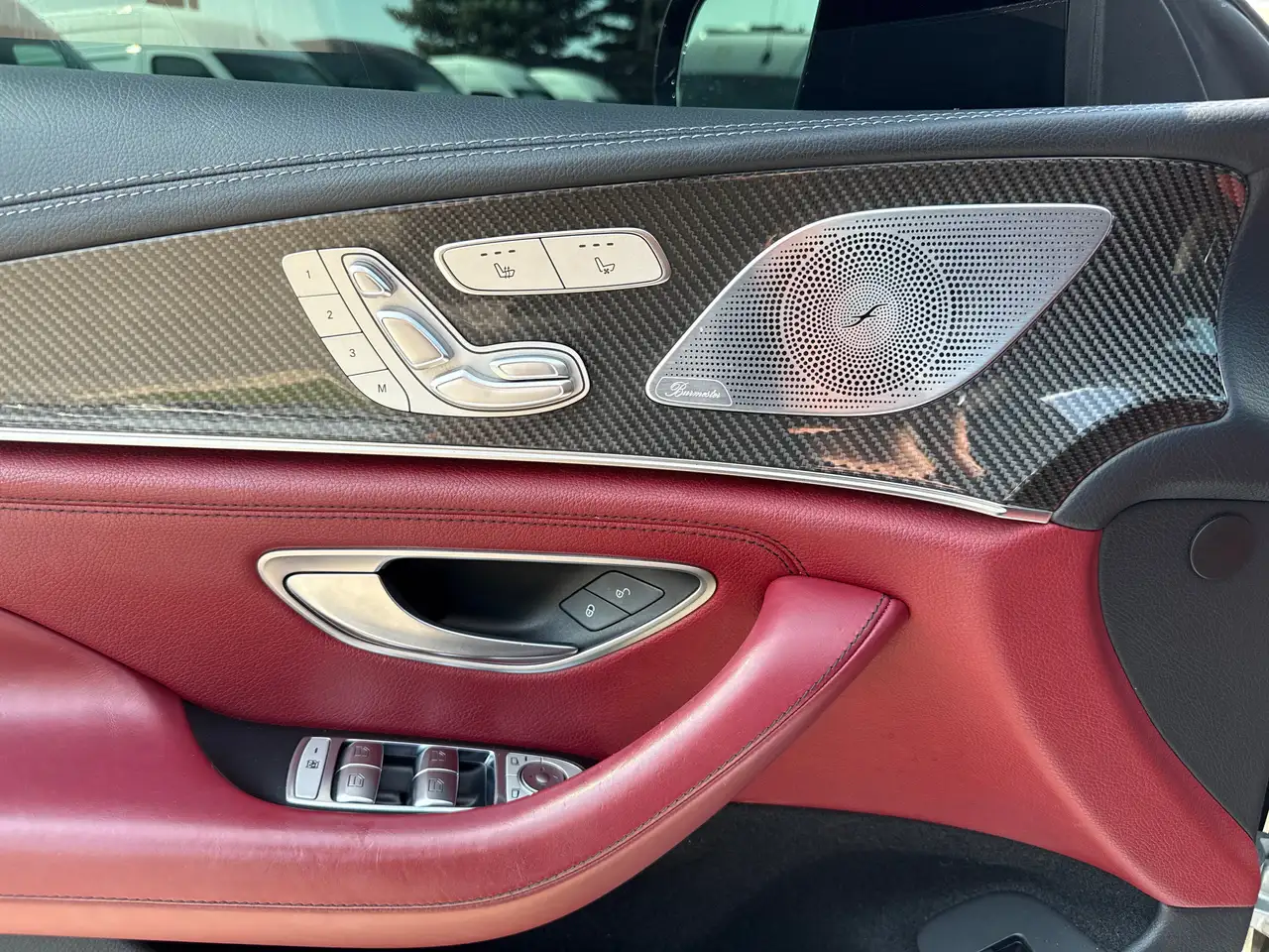 Mercedes-Benz CLS - Image 11
