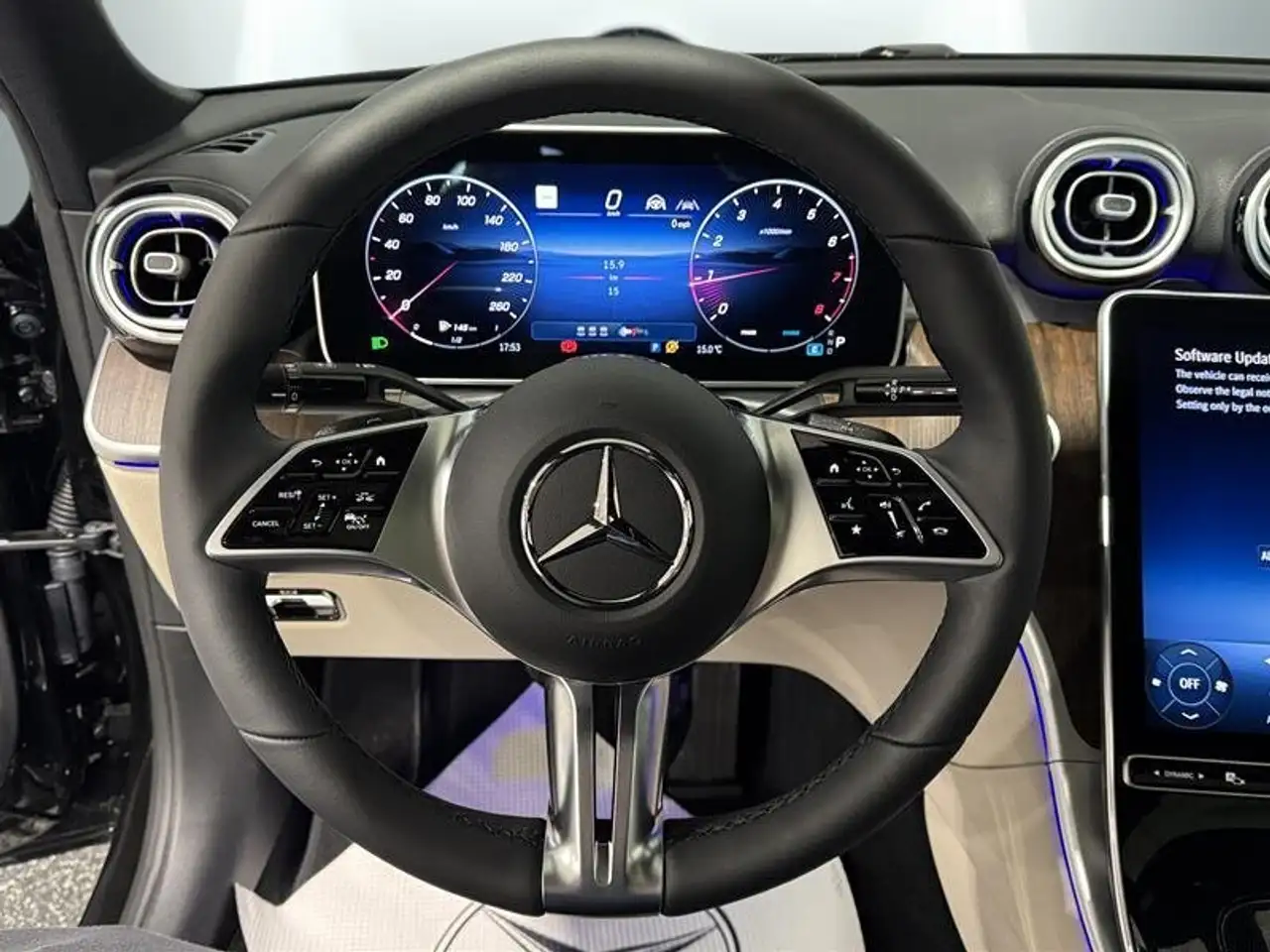 Mercedes-Benz C-Class - Image 2