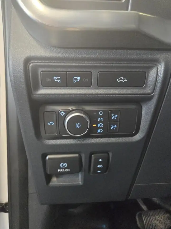 Ford F-150 - Image 13