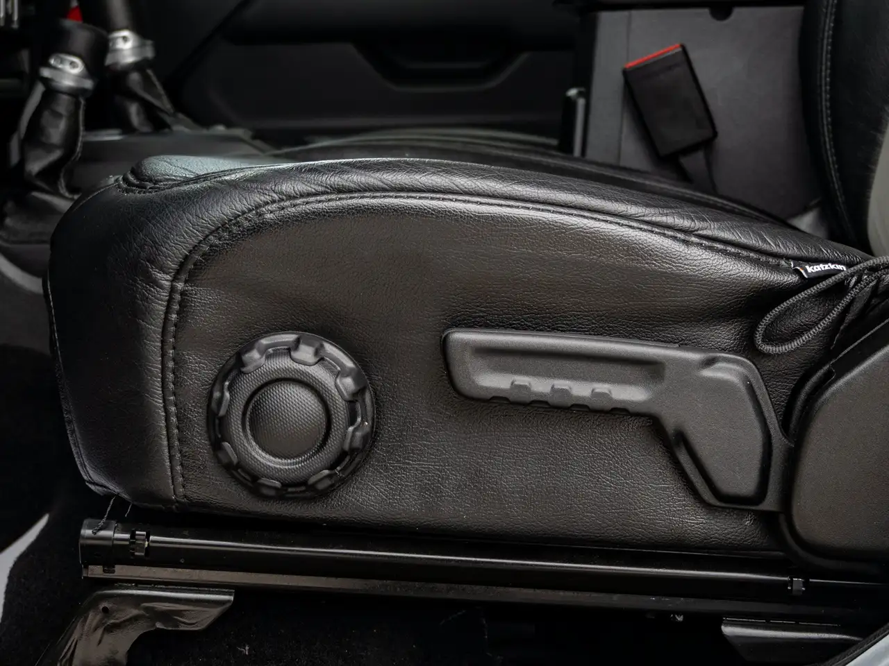 Jeep Wrangler - Image 20