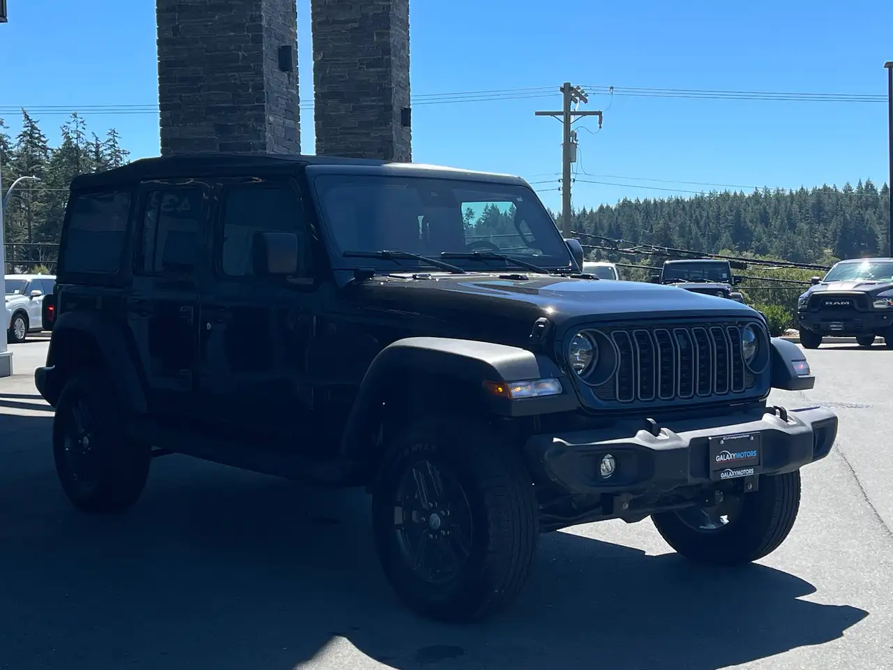 Jeep Wrangler - Image 4
