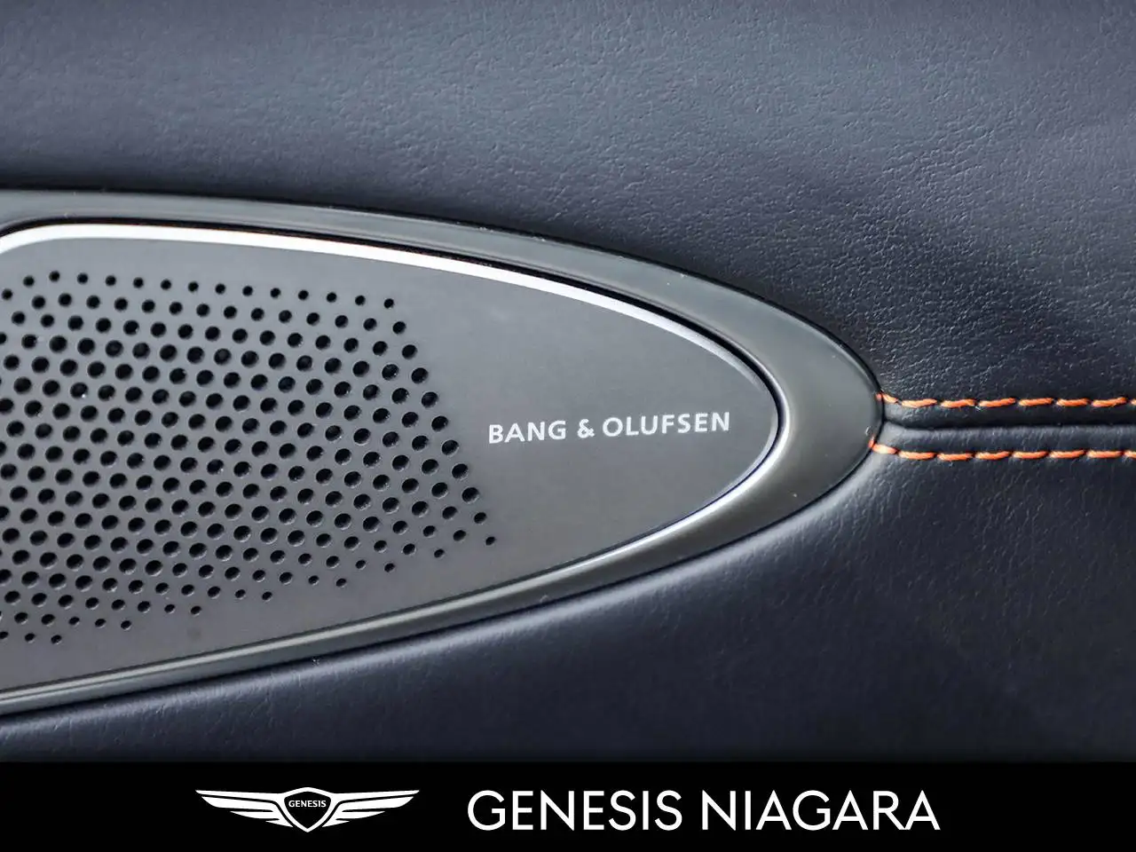 Genesis GV70 - Image 18