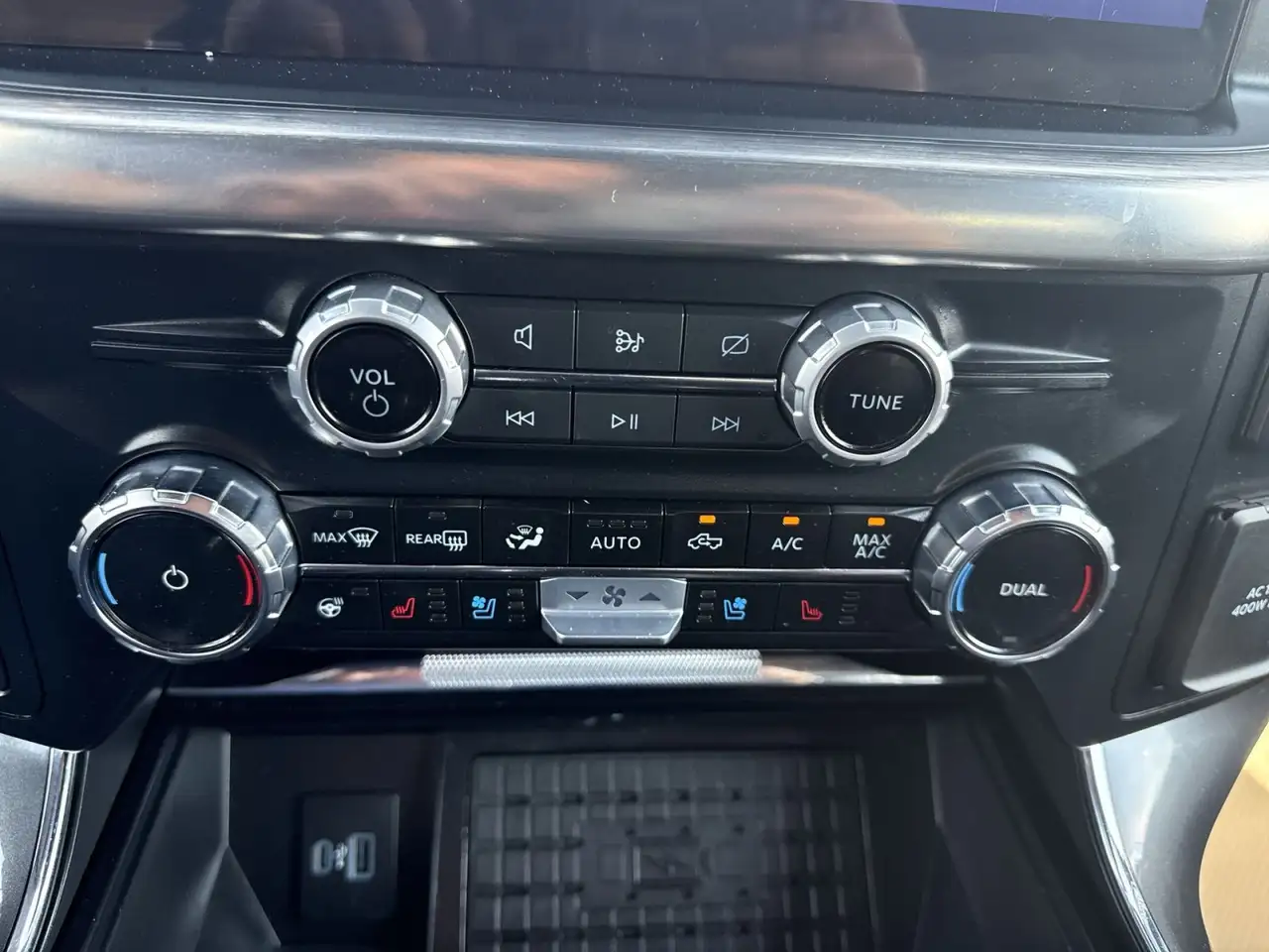Ford F-150 - Image 16