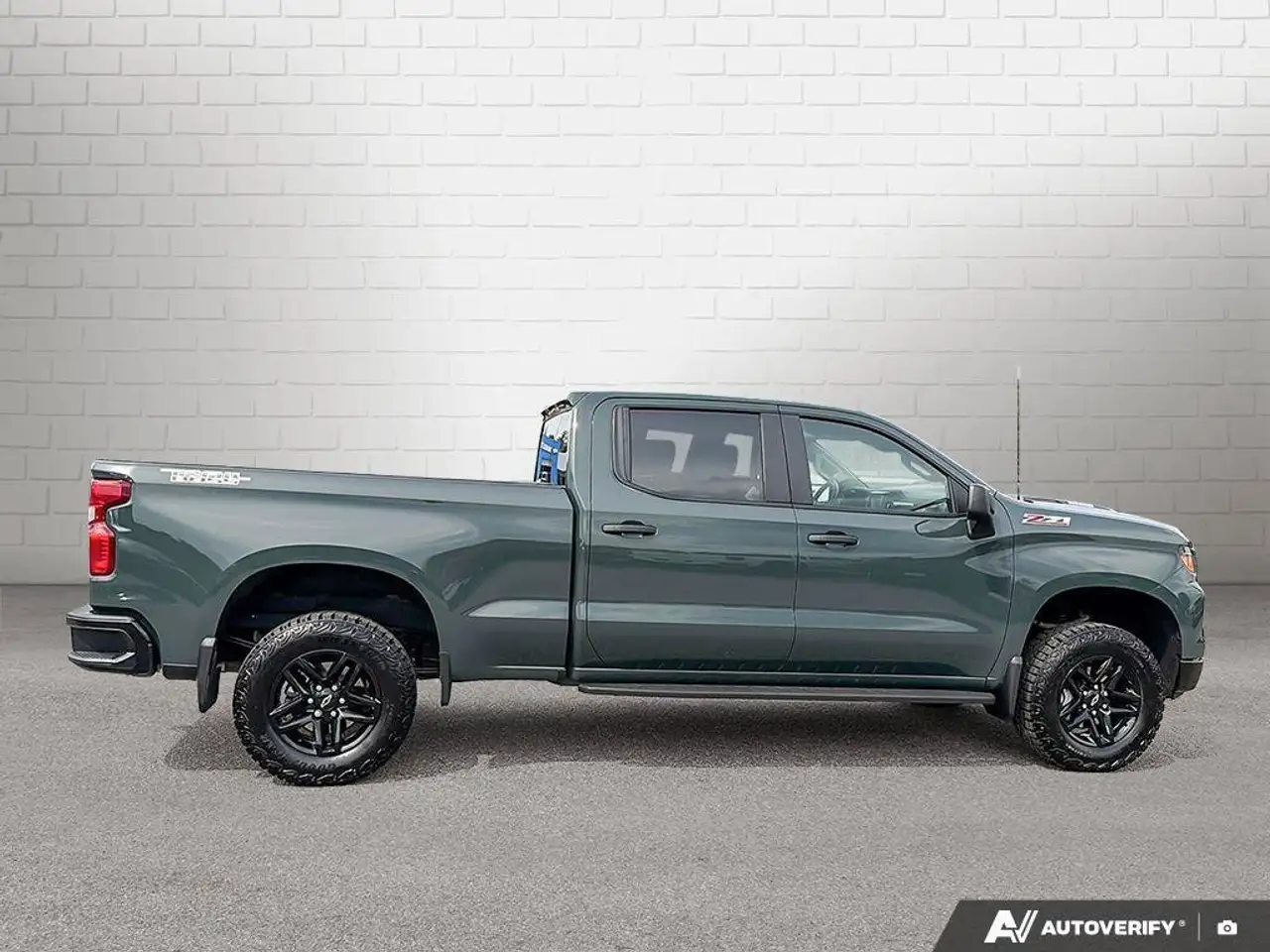Chevrolet Silverado 1500 - Image 6