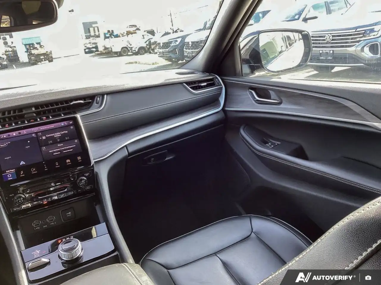 Jeep Grand Cherokee - Image 8