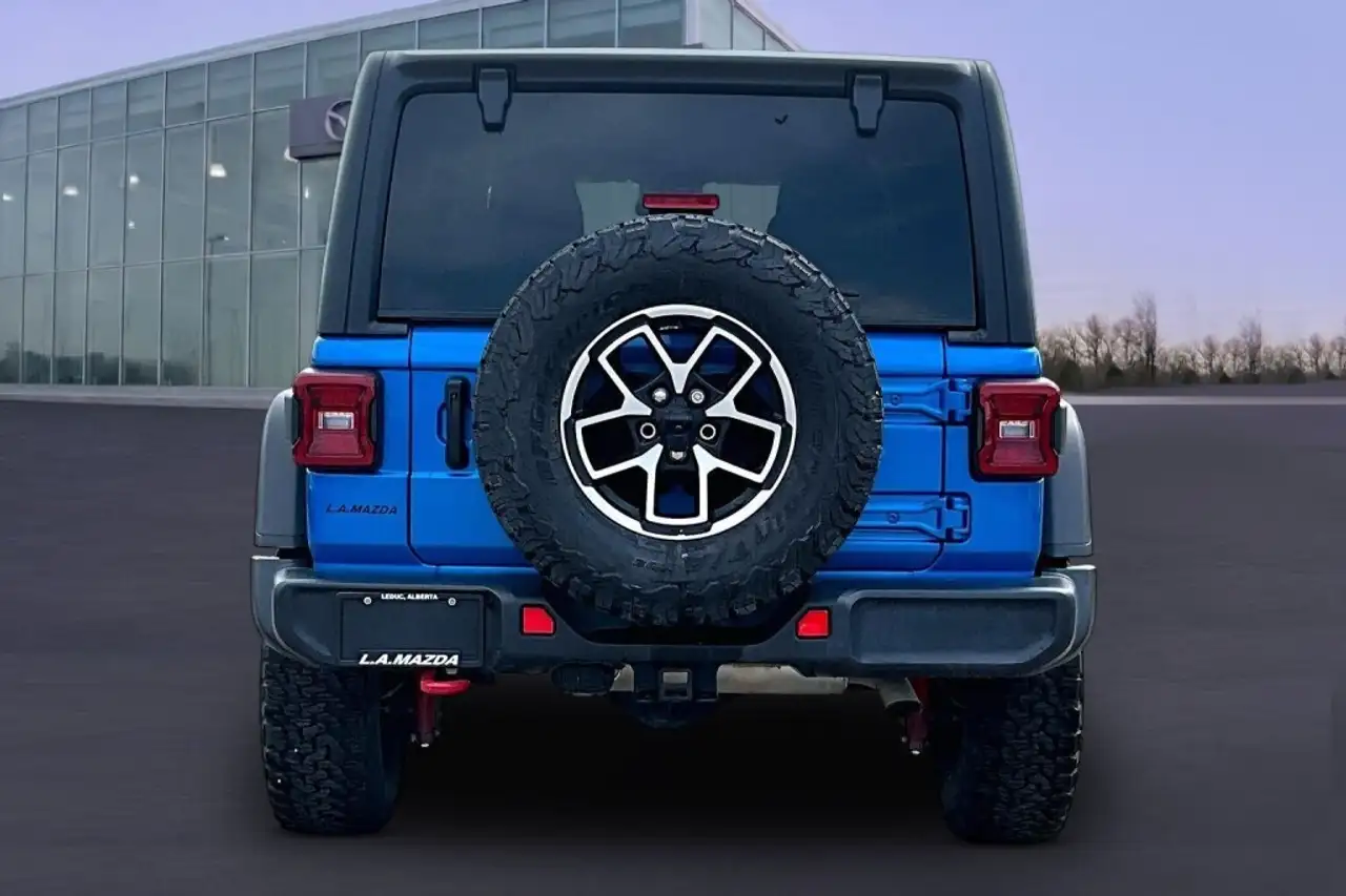 Jeep Wrangler - Image 4