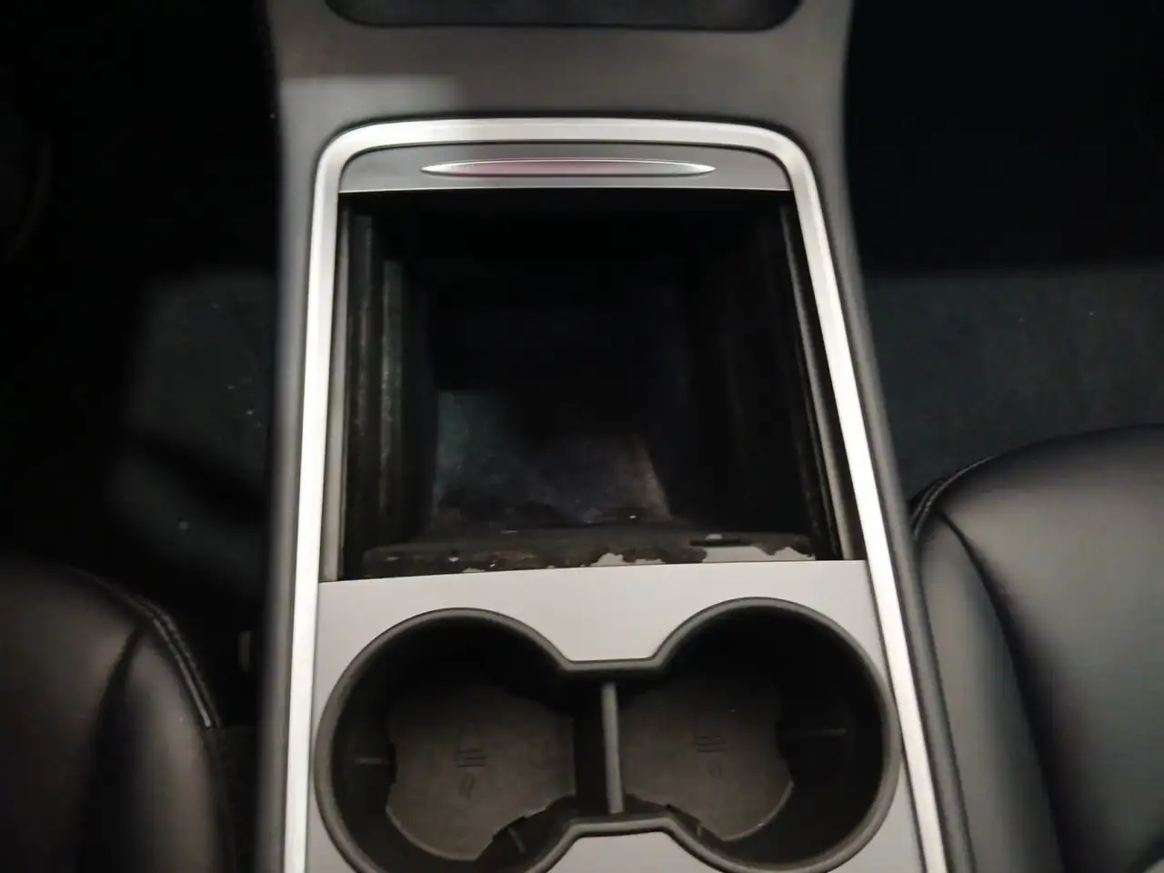 Tesla Model Y - Image 19