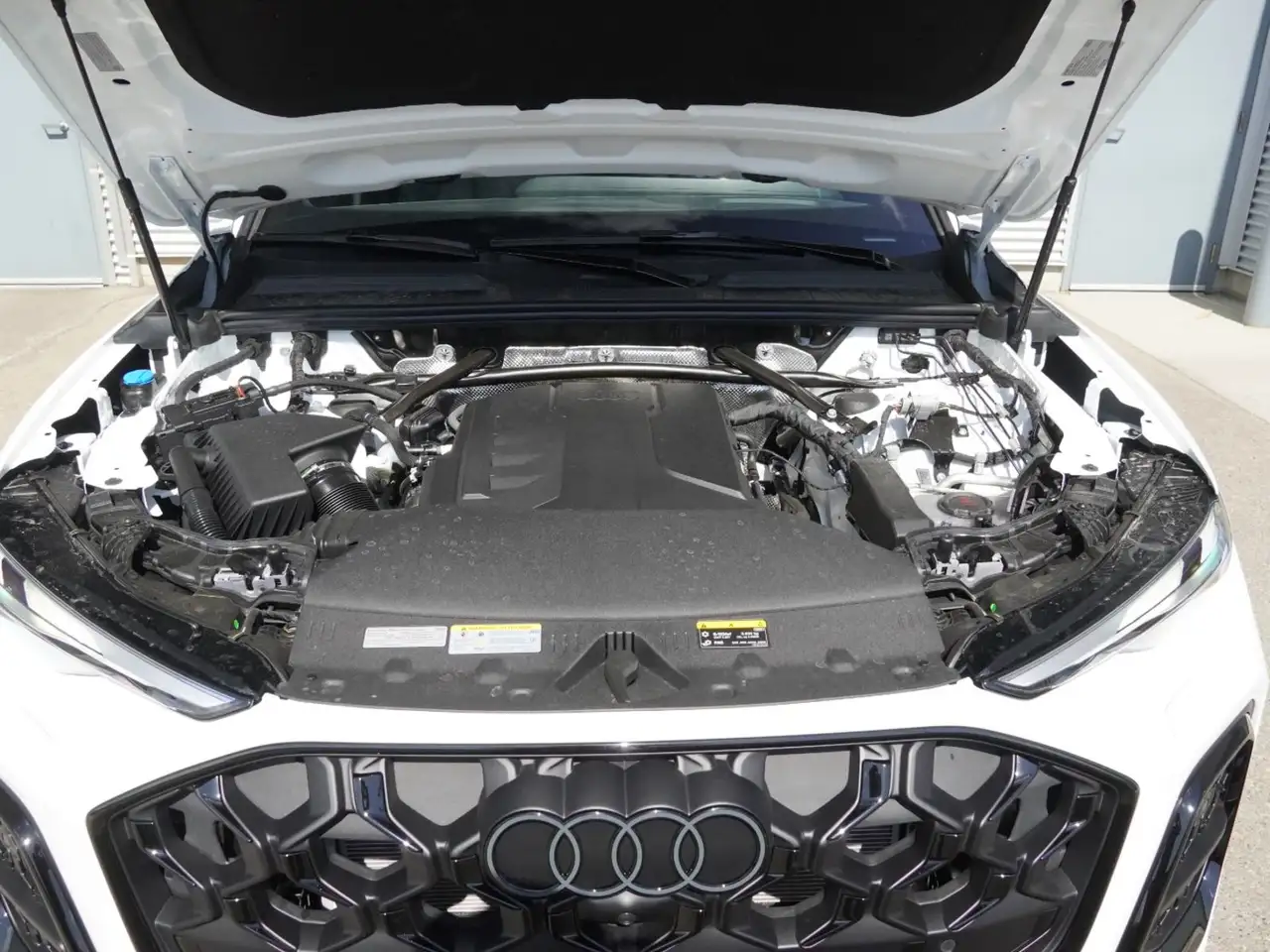 Audi Q5 - Image 21