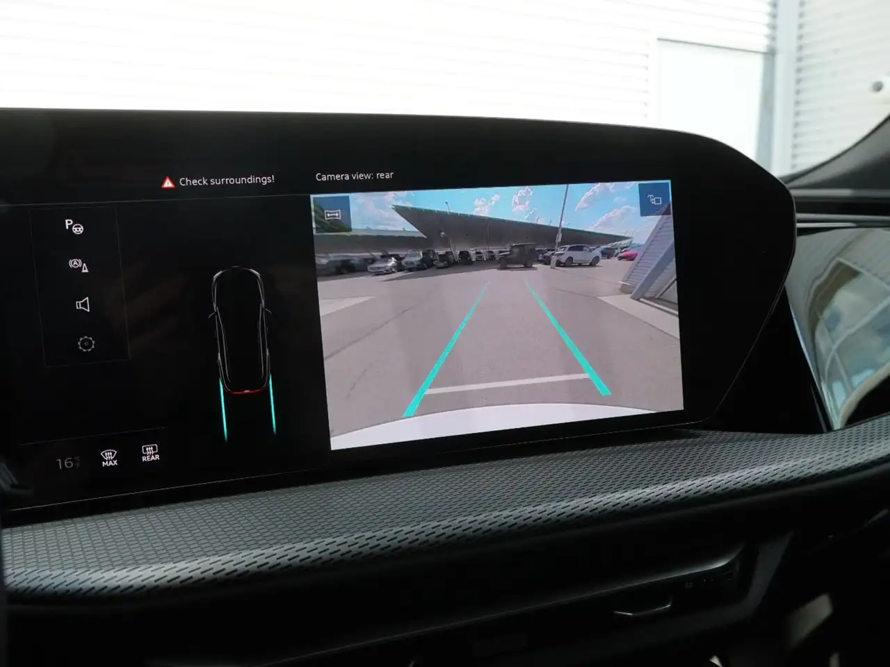 Audi Q5 - Image 16