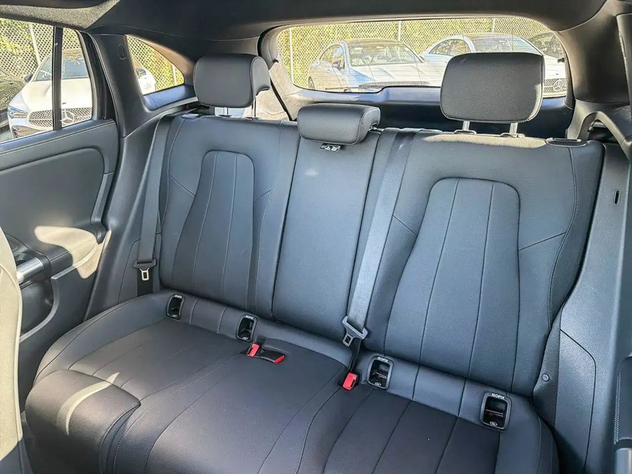 Mercedes-Benz GLA - Image 16