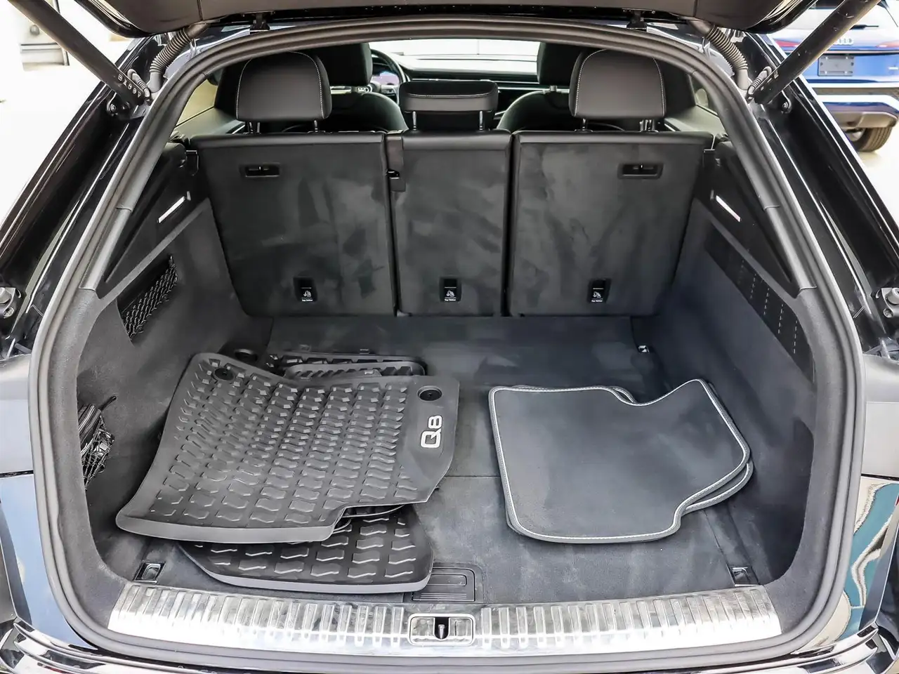 Audi Q8 - Image 20