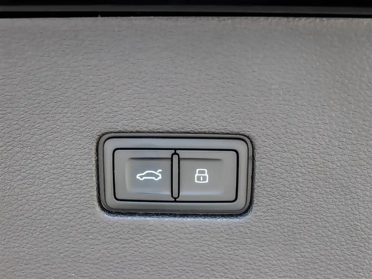 Audi Q8 - Image 21
