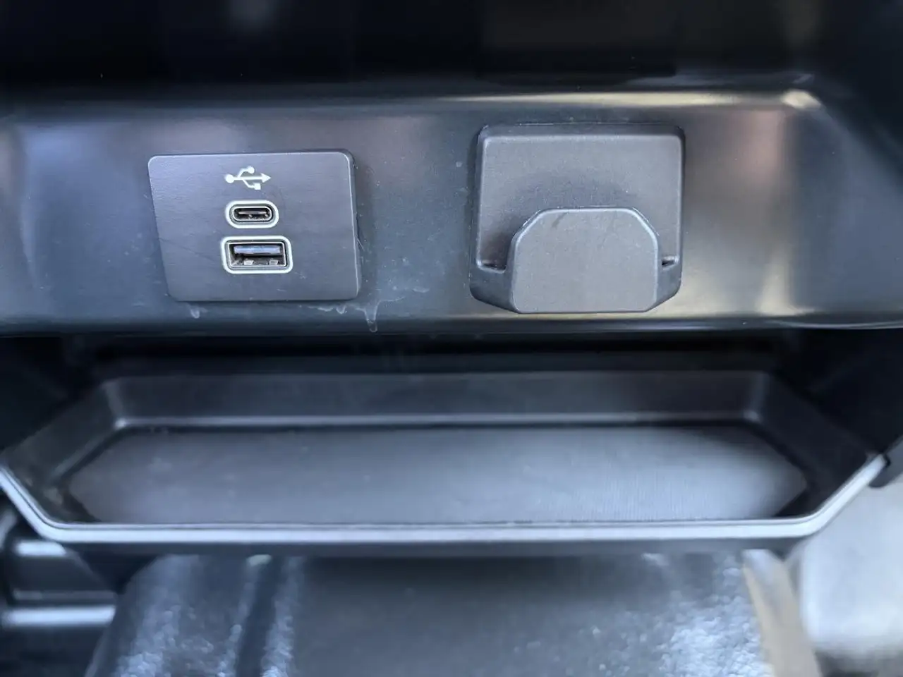 Ford F-150 - Image 31