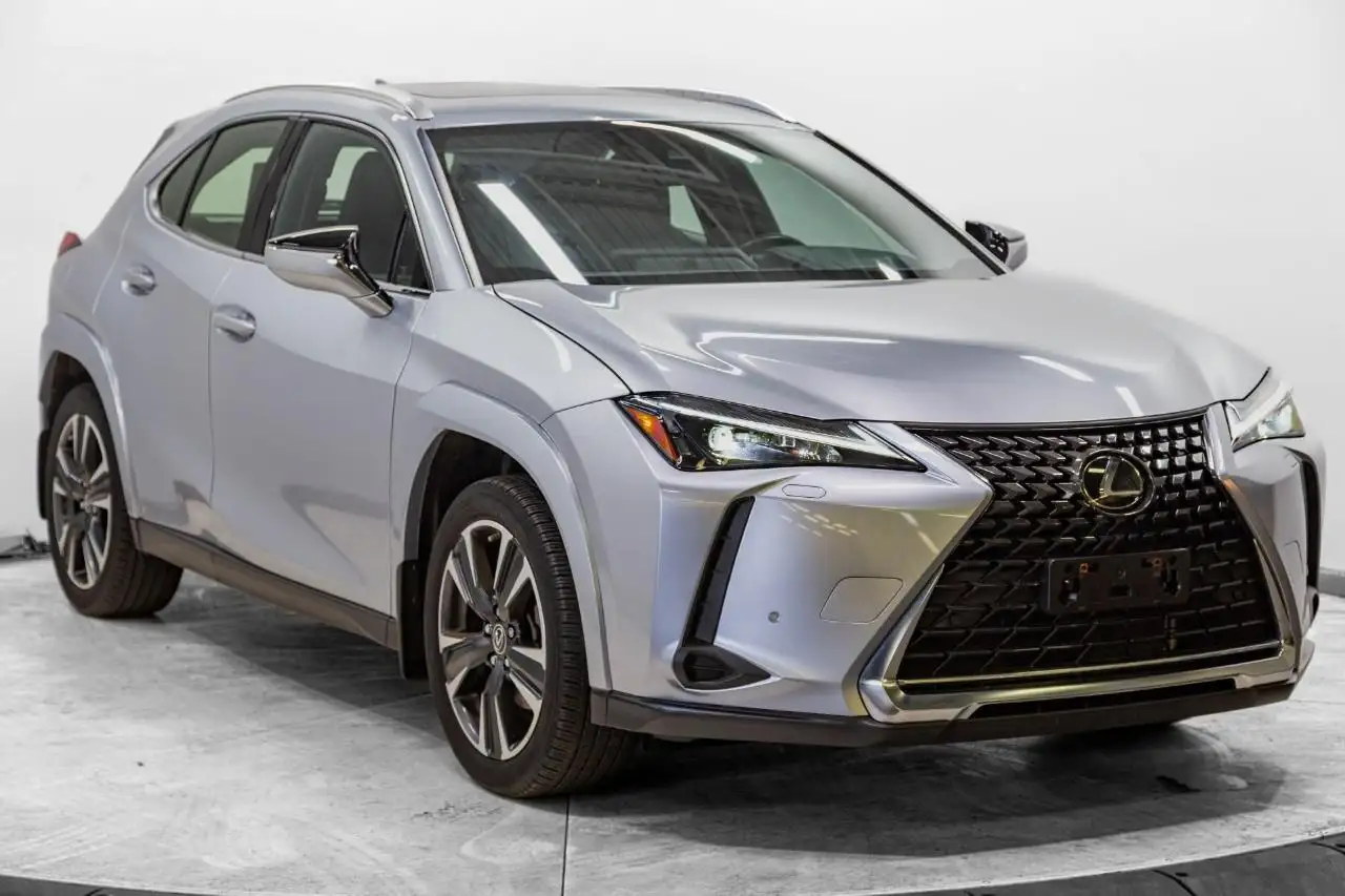 Lexus UX 250h - Image 1