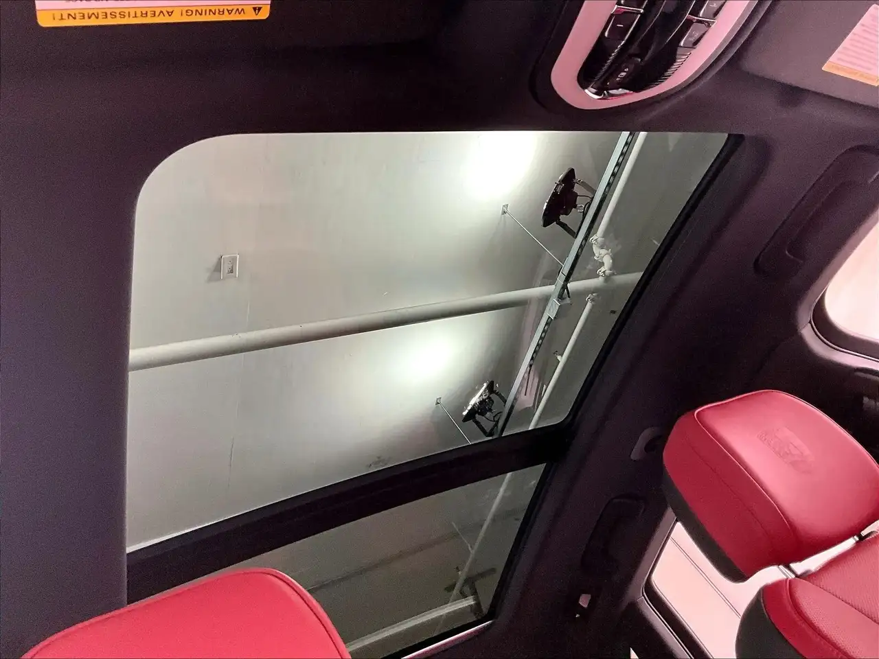 Porsche Macan - Image 28