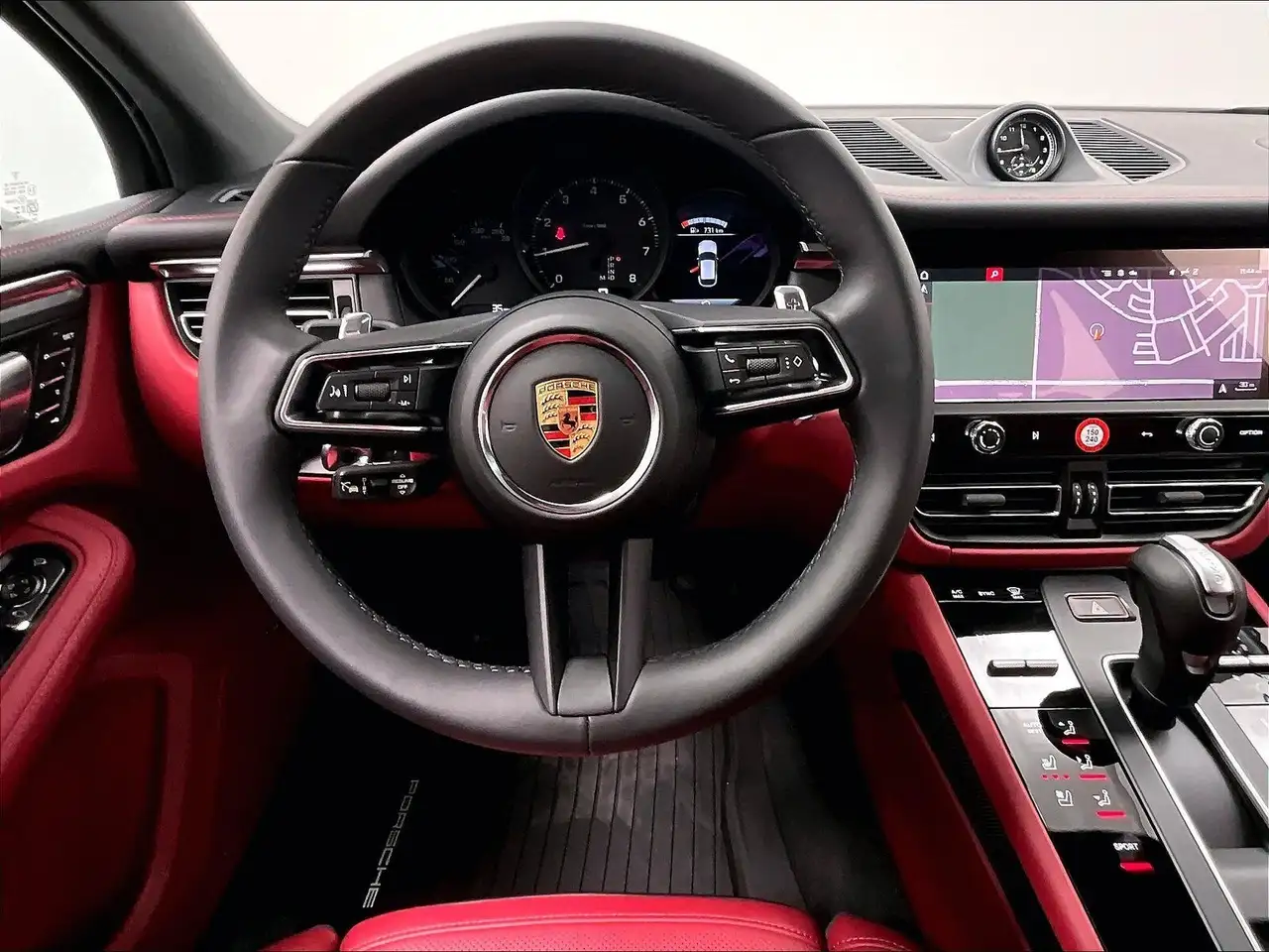 Porsche Macan - Image 10