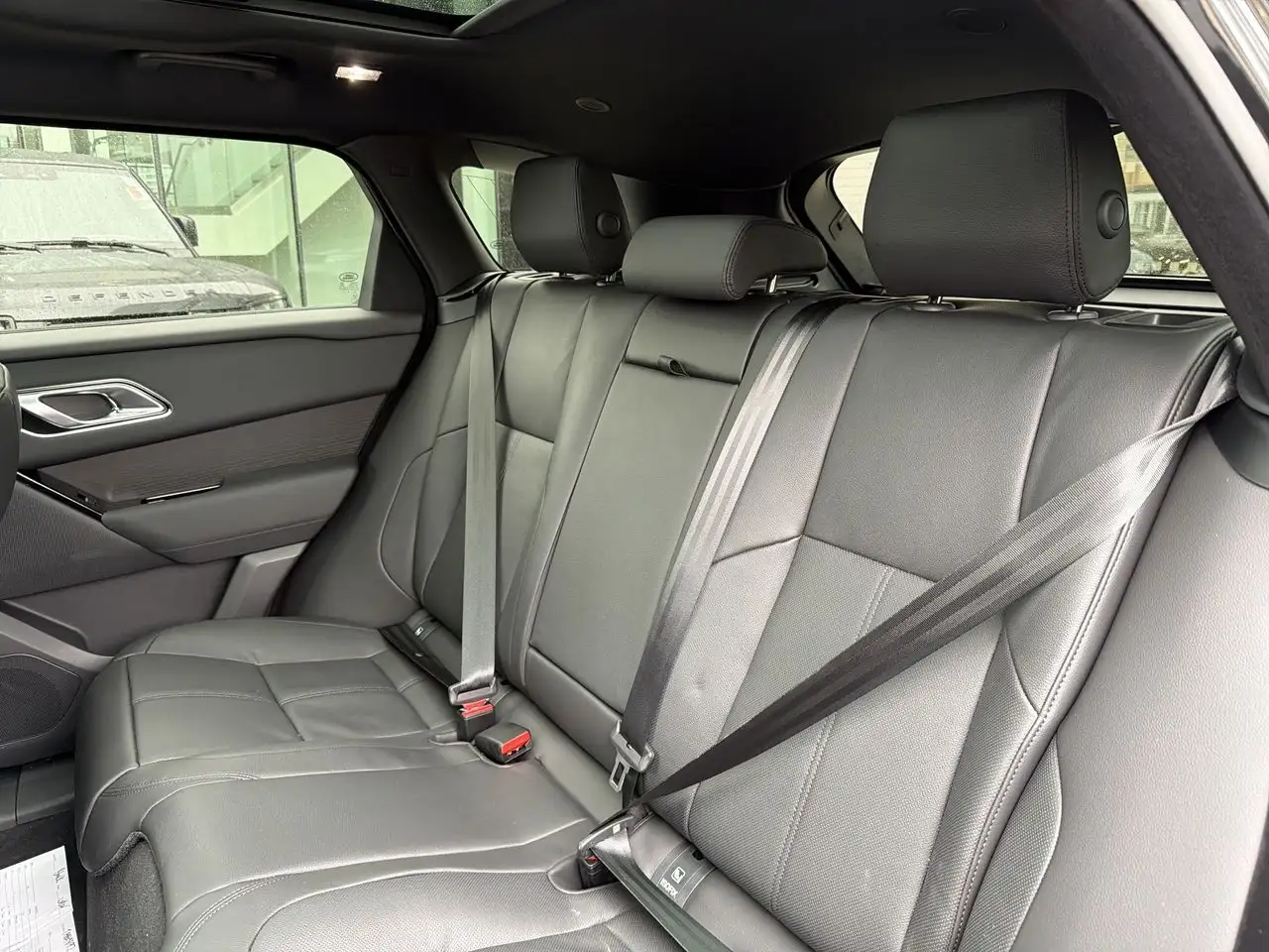 Land Rover Range Rover Velar - Image 20